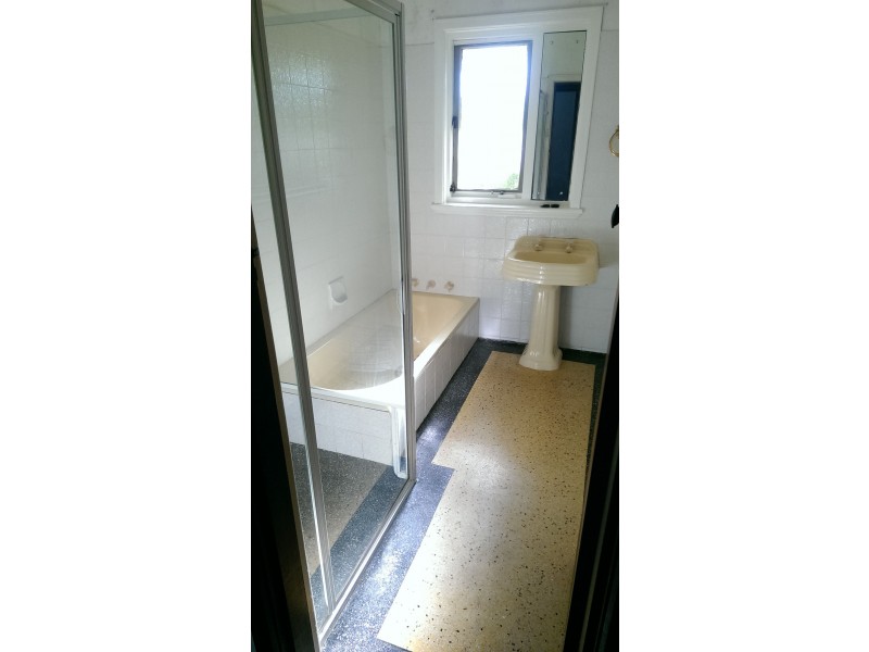 8 Third Avenue, Applecross WA 6153