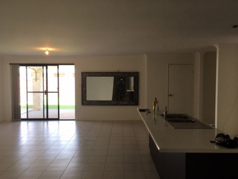 55 Dalgarup way, Ellenbrook WA 6069