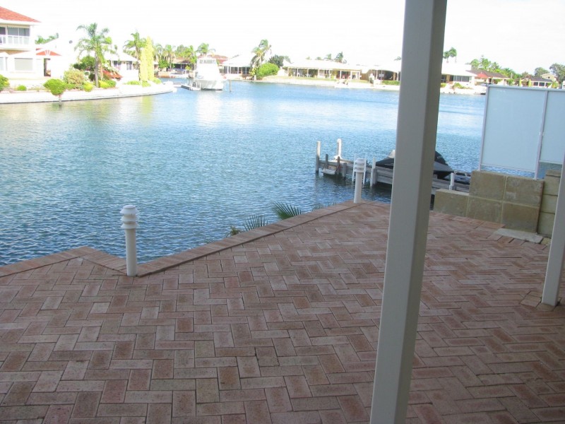 78 Waterside drive, Dudley Park WA 6210