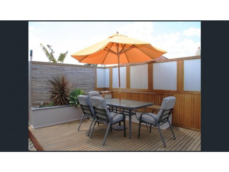 8/2 Holton Crt, St Peters SA 5069