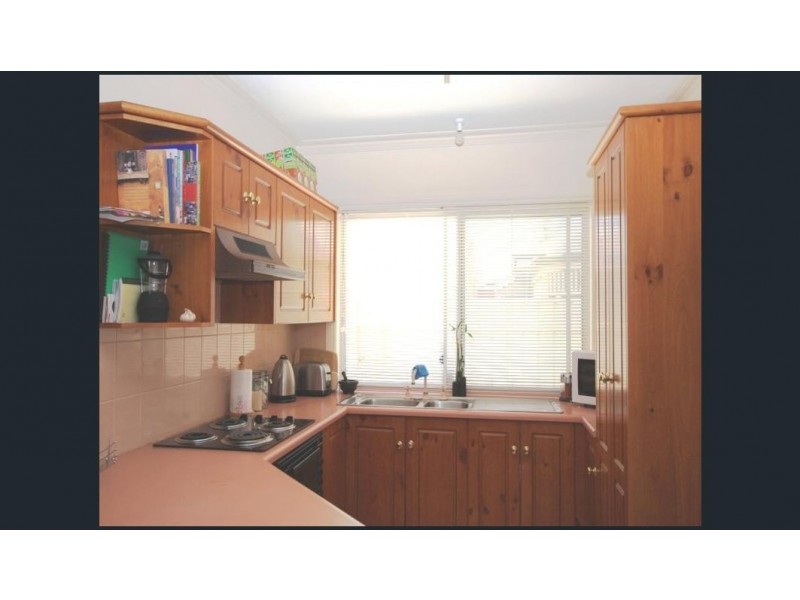 8/2 Holton Crt, St Peters SA 5069