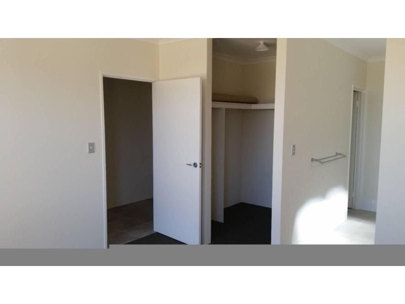 16 Kabarua Road, Clarkson WA 6030