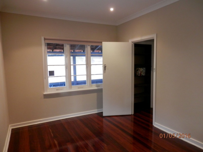 33 Bushby Street, Midvale WA 6056