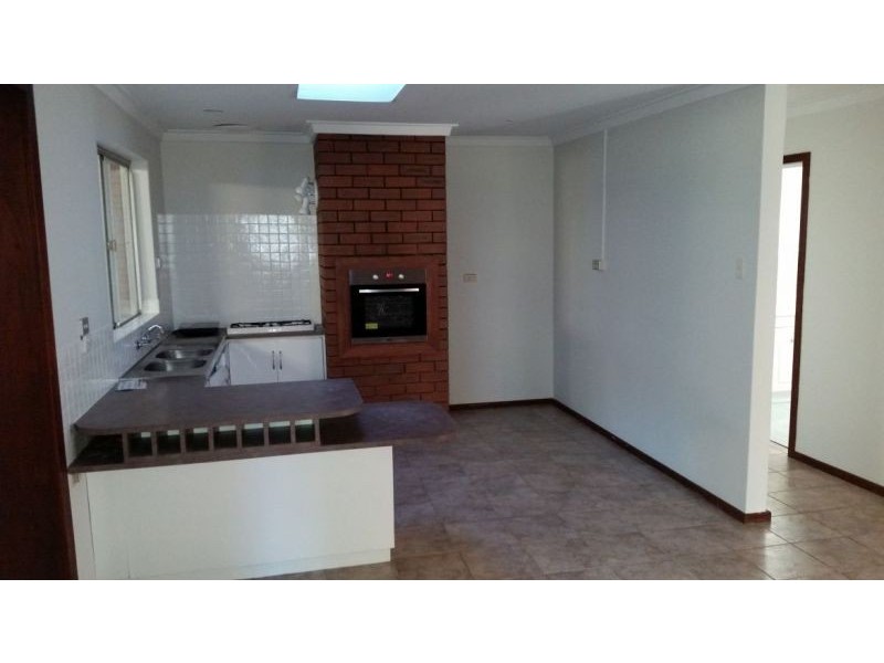 11 Shalford St, Bayswater WA 6053