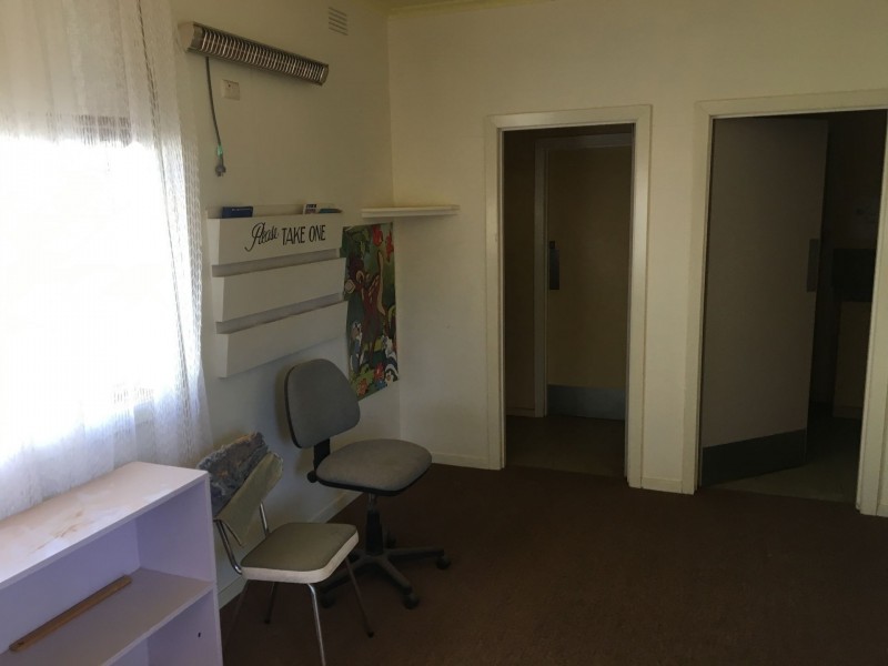 12 Messines st, Nandaly VIC 3533