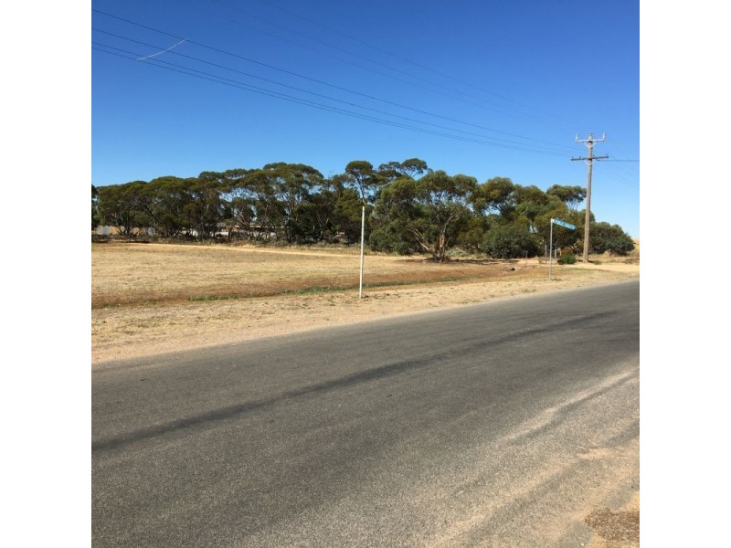 23 Messines St, Nandaly VIC 3533