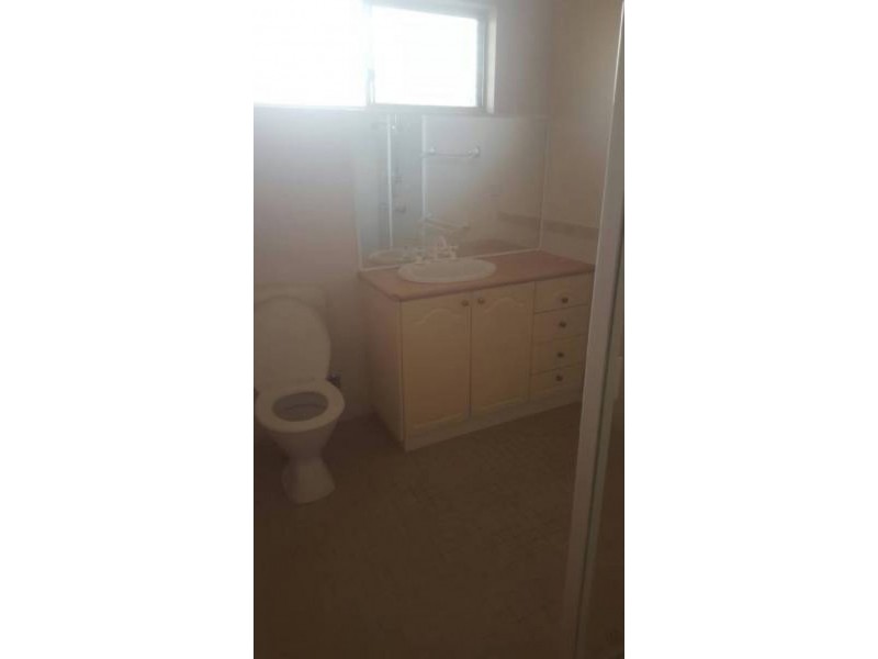 20 Coronation Street, Merredin WA 6415