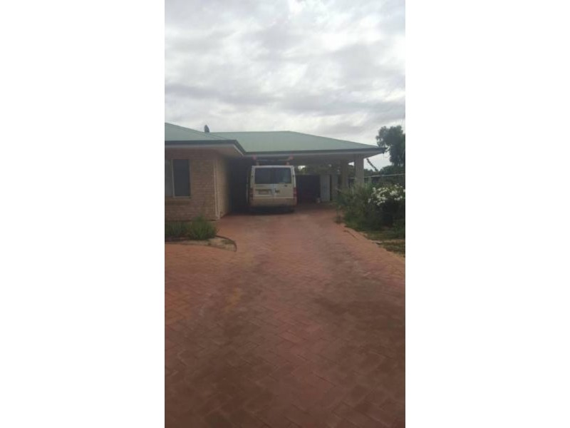 20 Coronation Street, Merredin WA 6415