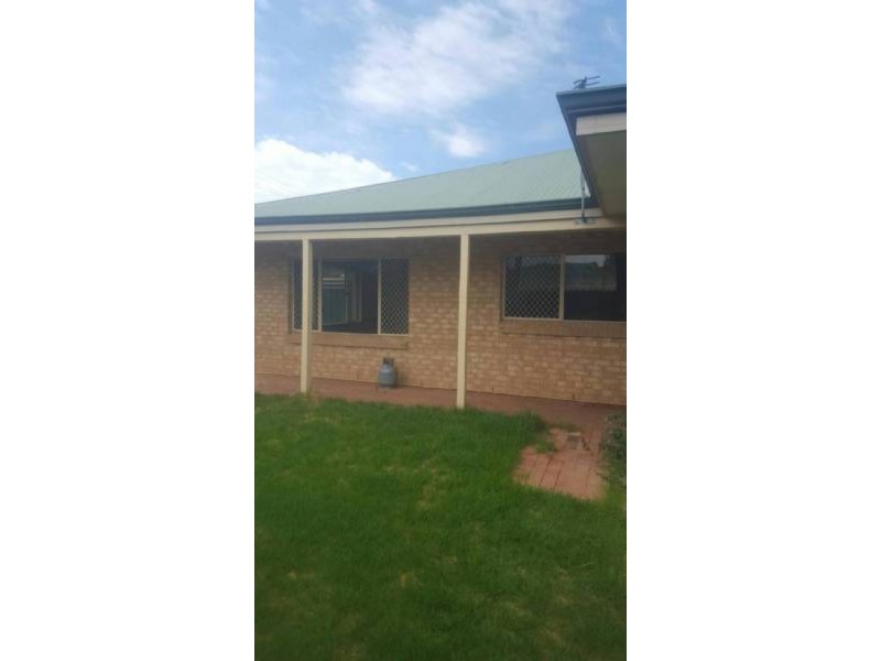 20 Coronation Street, Merredin WA 6415
