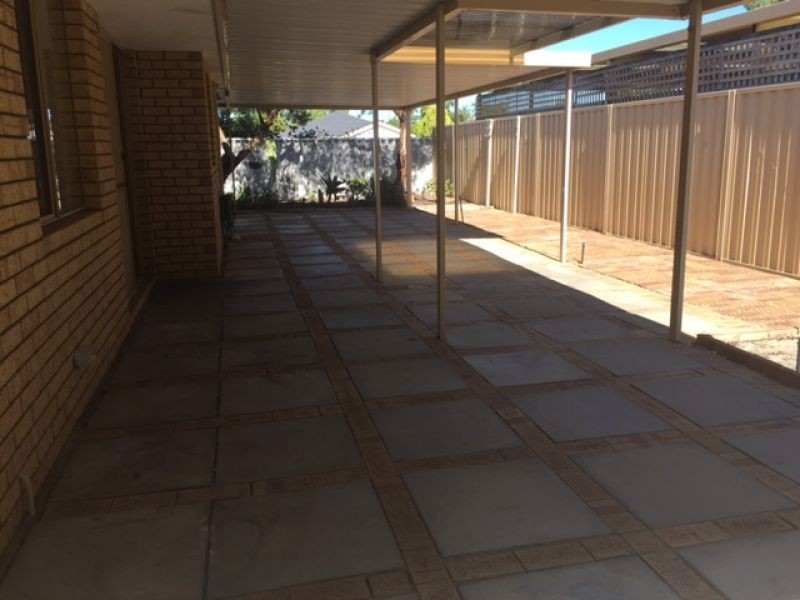 1 Hess Court, Marangaroo WA 6064