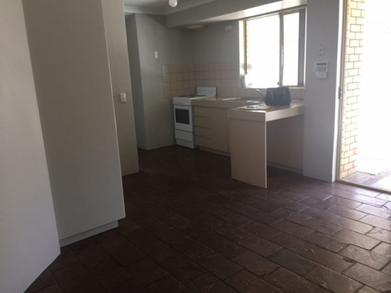 1 Hess Court, Marangaroo WA 6064