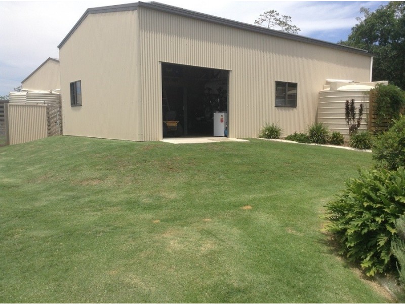 1 Wattle Ave, Beerburrum QLD 4517