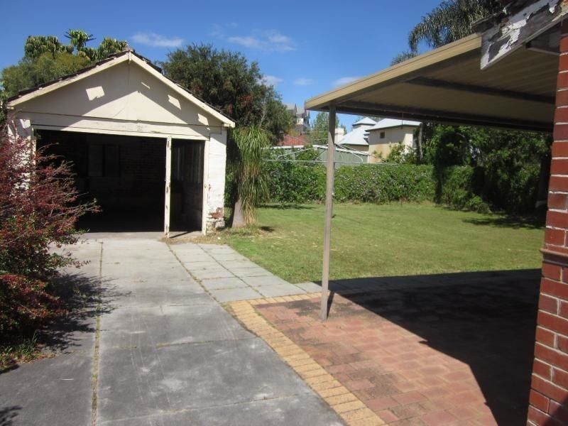 12 Darlot Crescent, South Perth WA 6151