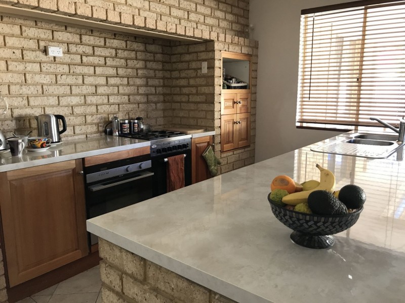 41 Rosella Circle, Ballajura WA 6066