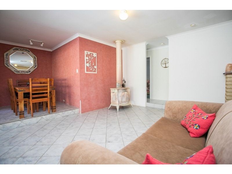 41 Rosella Circle, Ballajura WA 6066