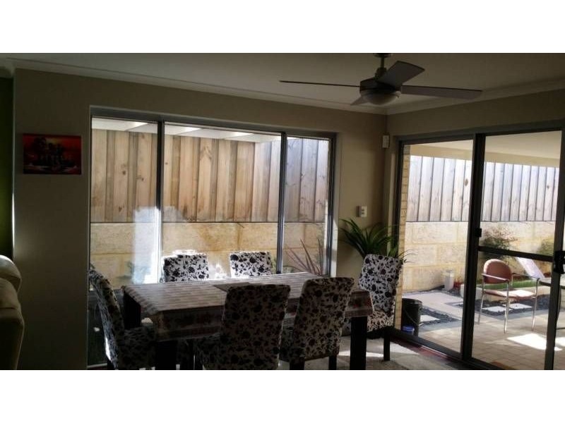 10 Stringybark Way, Yanchep WA 6035