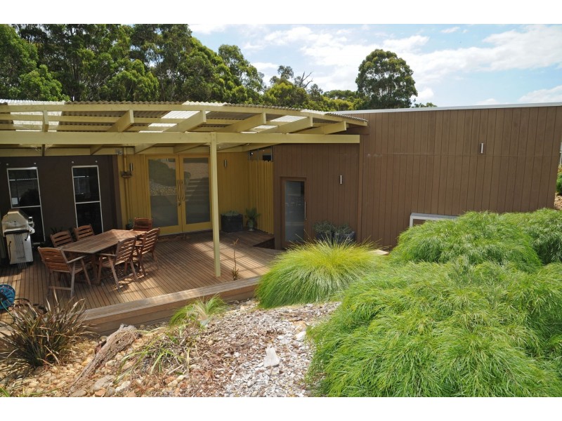 32 Tranquil Court, Lakes Entrance VIC 3909