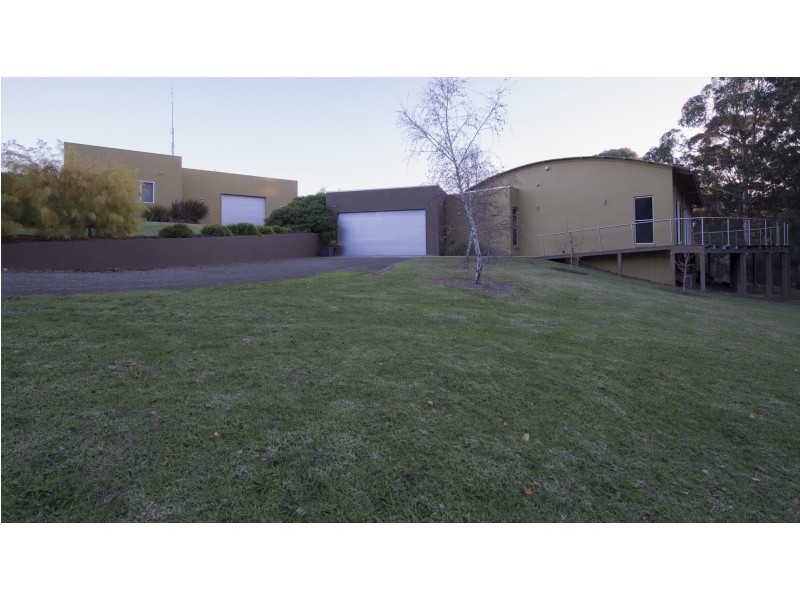 32 Tranquil Court, Lakes Entrance VIC 3909