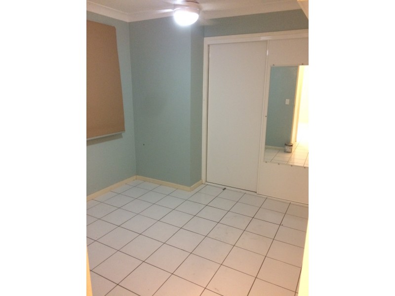 9/20 Whiting St, Labrador QLD 4215