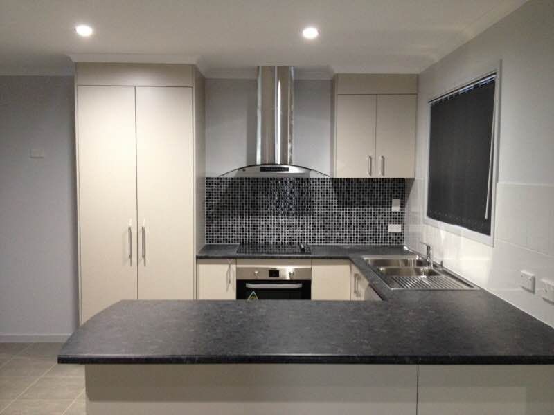 15 parakeet Circuit, Kawungan QLD 4655
