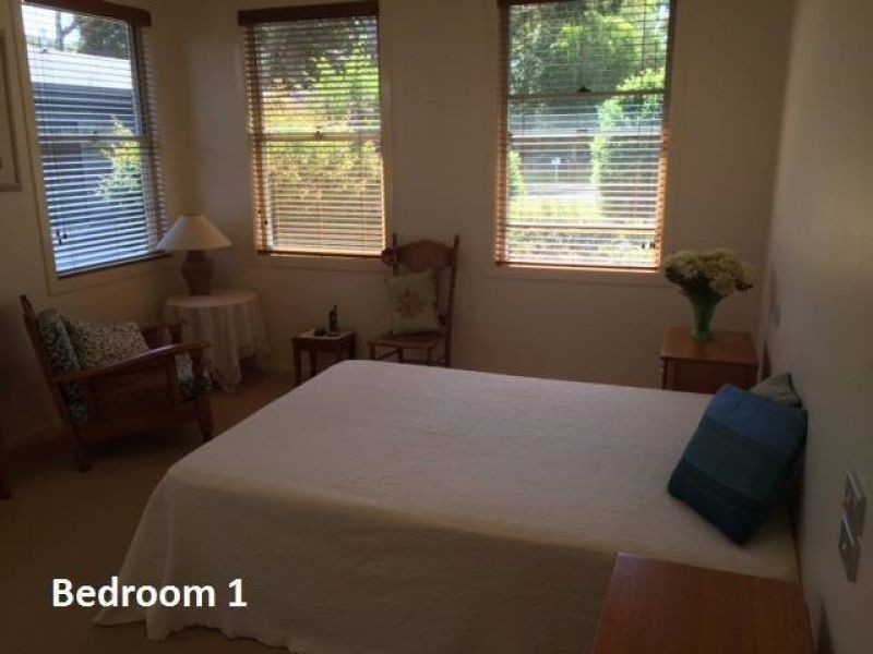 12 Charles Moffitt Drive, Moruya Heads NSW 2537