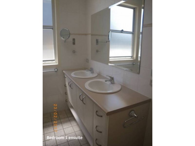 12 Charles Moffitt Drive, Moruya Heads NSW 2537