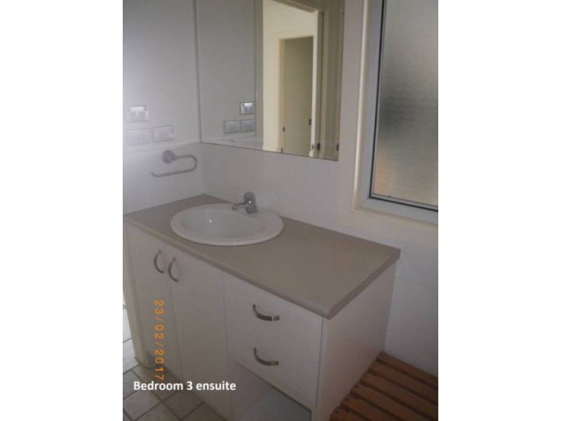 12 Charles Moffitt Drive, Moruya Heads NSW 2537