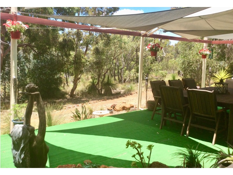 64 Hidaway Drive, Bindoon WA 6502