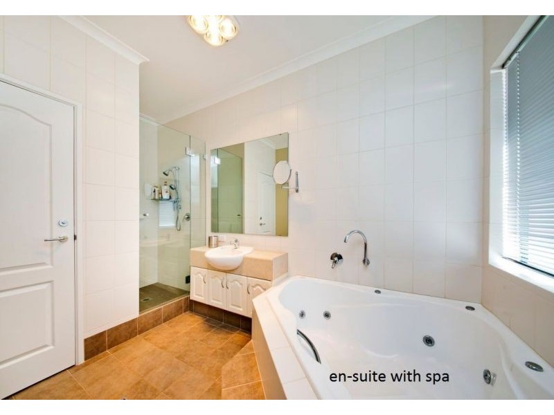 7A West View Blvd, Mullaloo WA 6027
