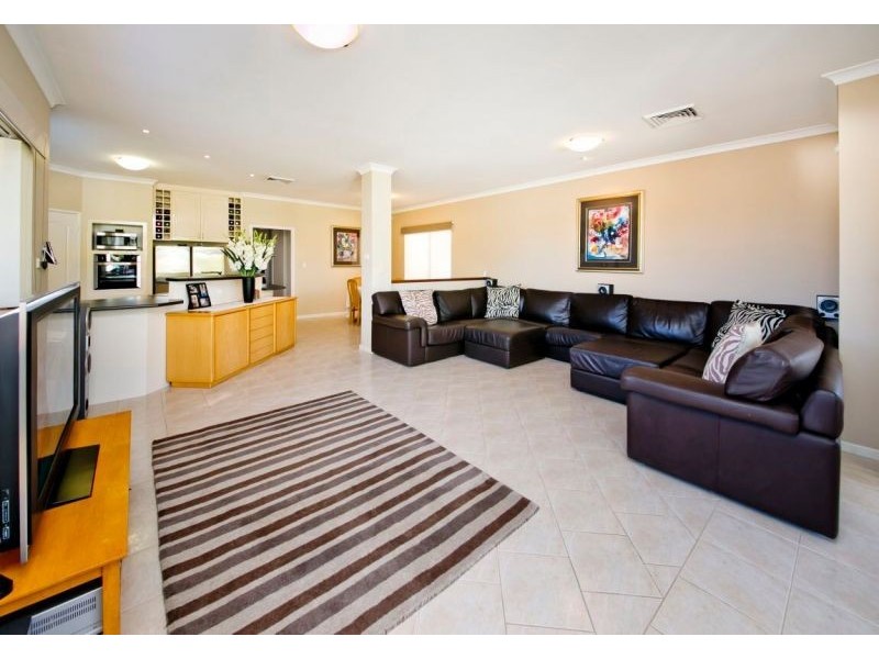 7A West View Blvd, Mullaloo WA 6027