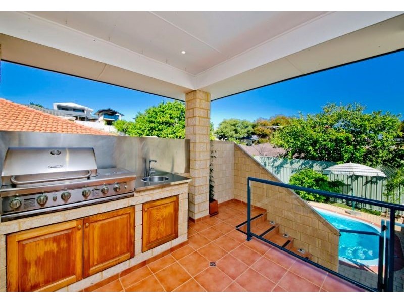 7A West View Blvd, Mullaloo WA 6027