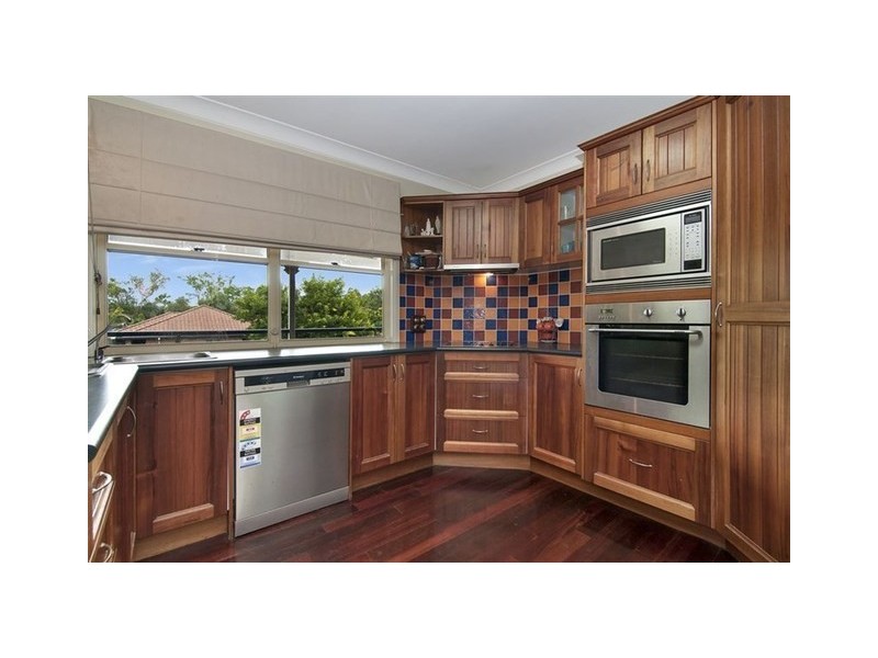 23 Greenways Esplanade, Parkinson QLD 4115