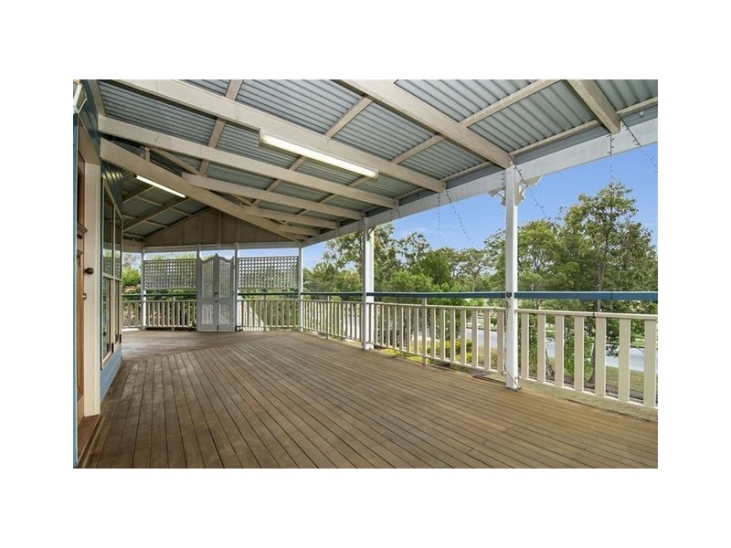 23 Greenways Esplanade, Parkinson QLD 4115