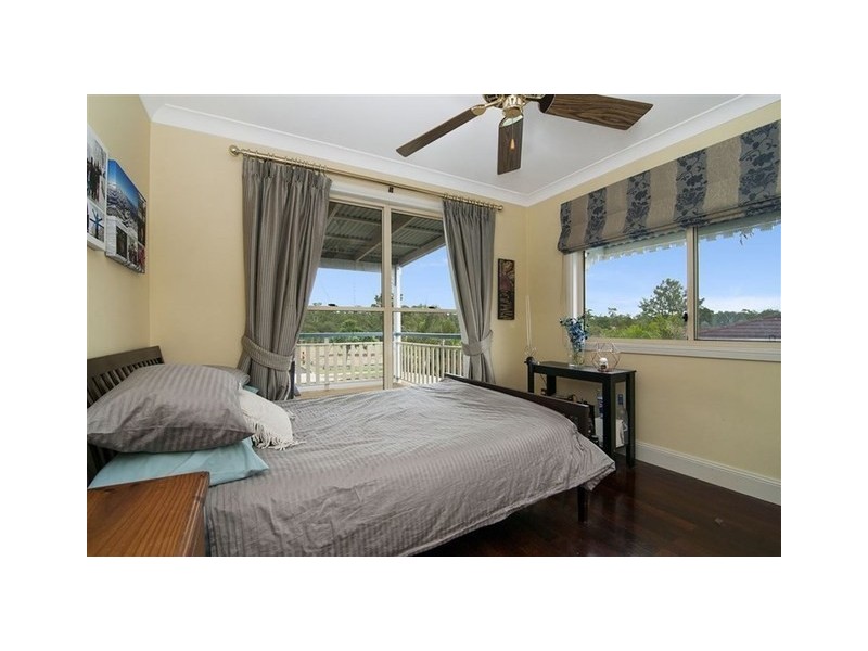 23 Greenways Esplanade, Parkinson QLD 4115