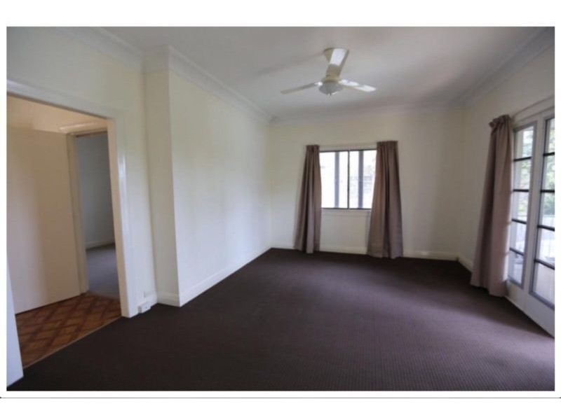 2/37 Hall Street, Northgate QLD 4013