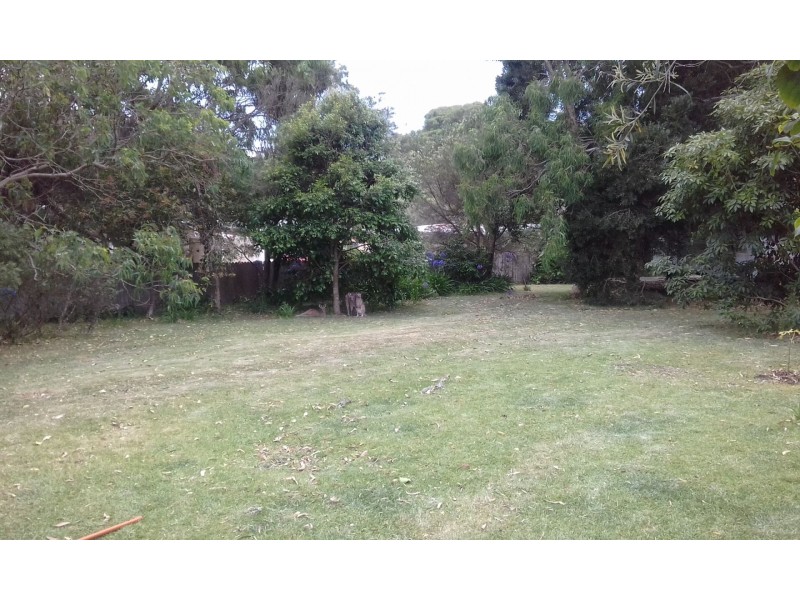 18 Merry St, Kioloa NSW 2539