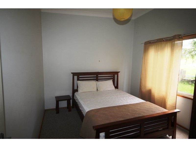 18 Merry St, Kioloa NSW 2539