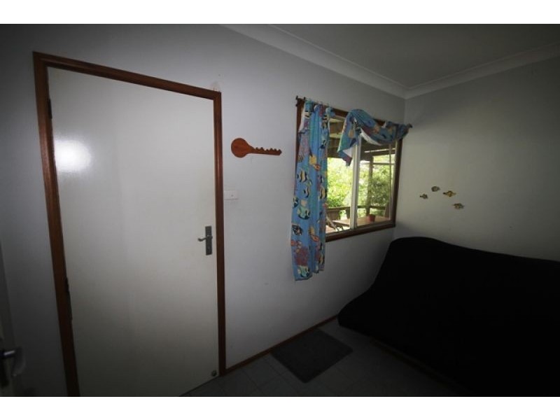 18 Merry St, Kioloa NSW 2539