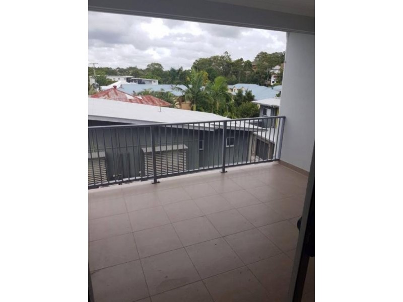 Holland Park West QLD 4121