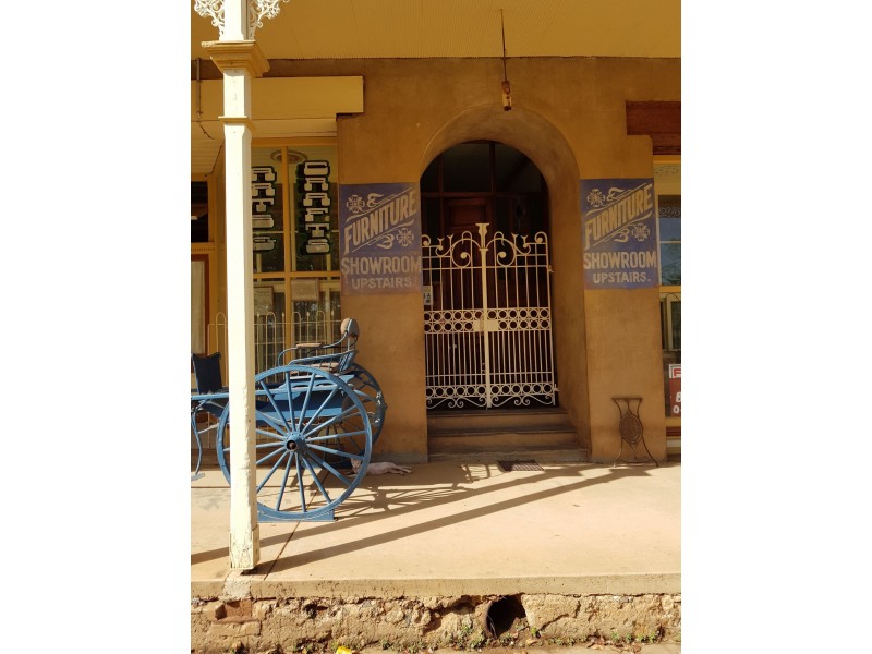 84 Macrossan street, Ravenswood QLD 4816