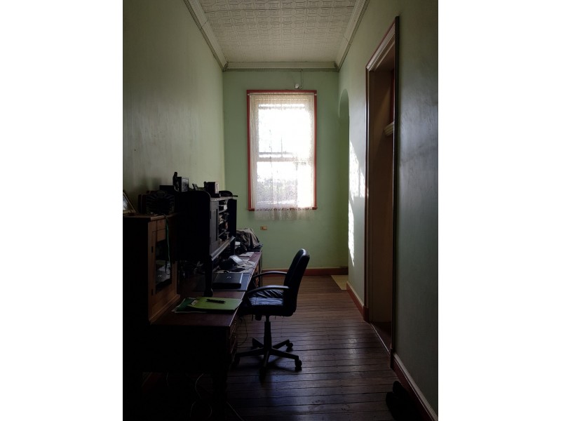 84 Macrossan street, Ravenswood QLD 4816