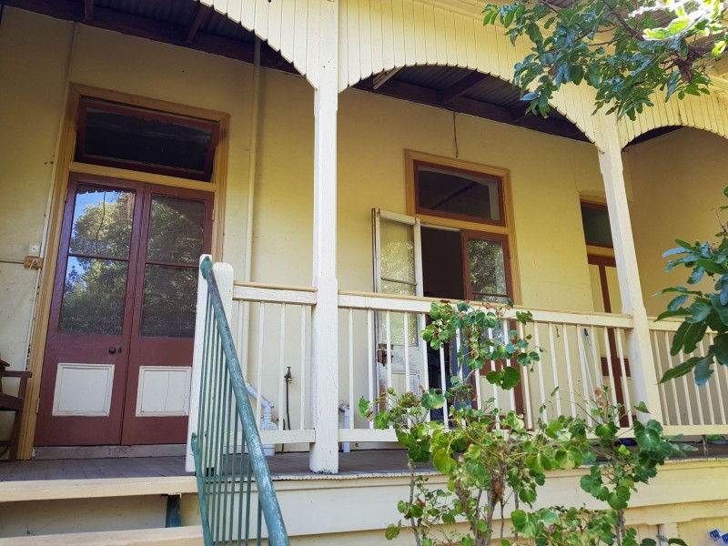 84 Macrossan street, Ravenswood QLD 4816