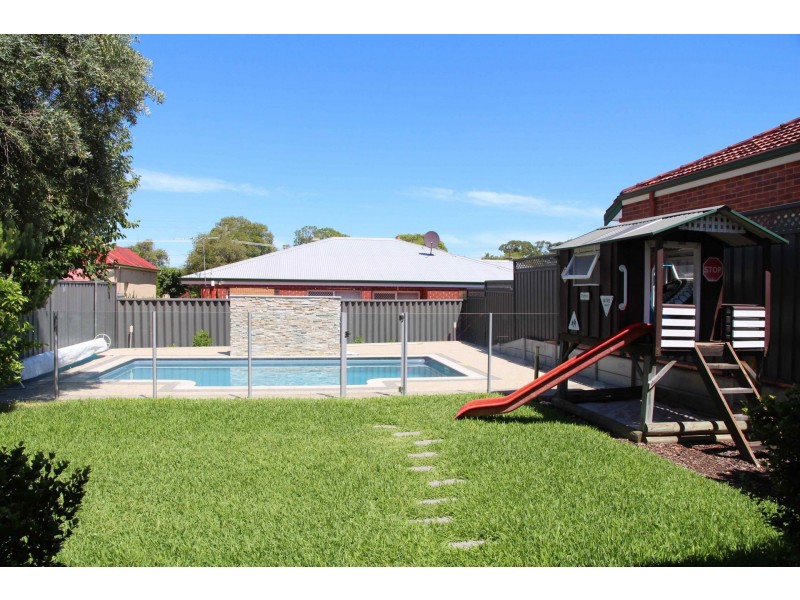 17 Seventh Avenue, Maylands WA 6051