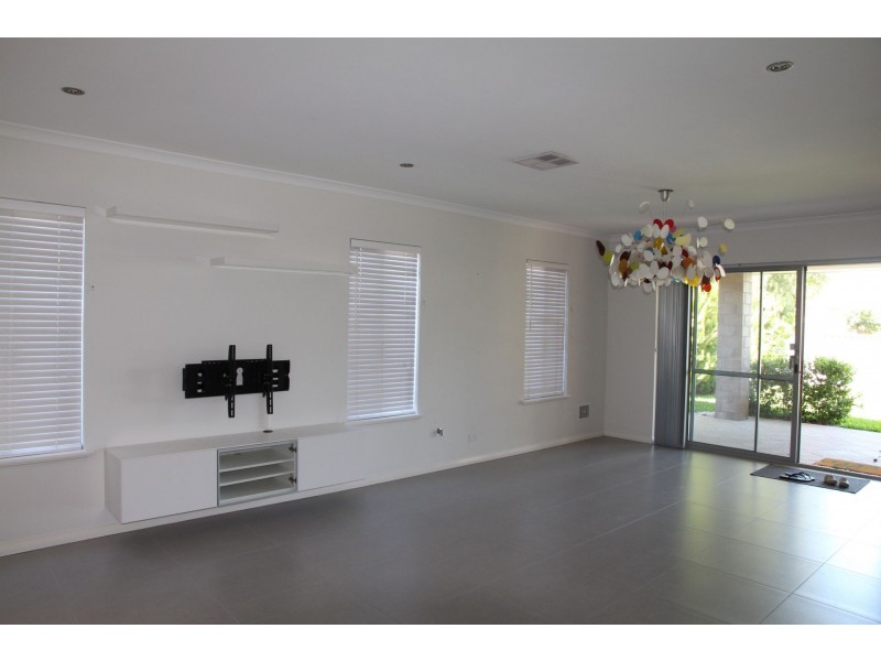 17 Seventh Avenue, Maylands WA 6051