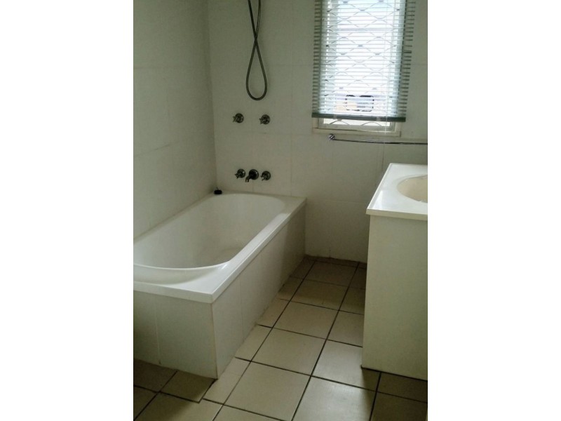 146 Johnston Street, Southport QLD 4215