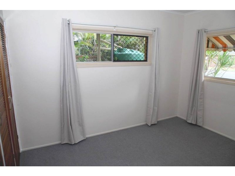 2 Binda Place, Bundall QLD 4217