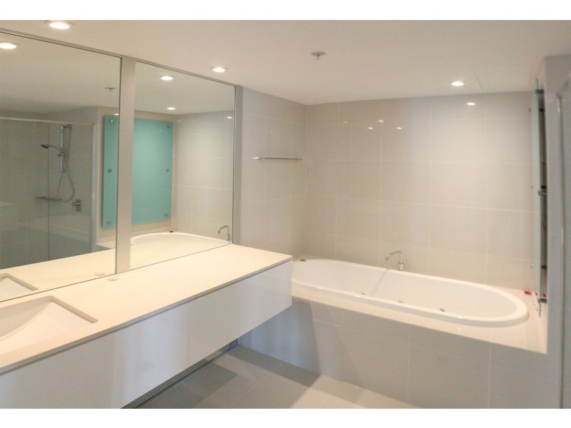 5804/9 Hamilton Avenue, Surfers Paradise QLD 4217