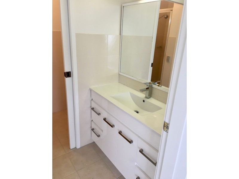 138 Fowler Road, Illawong NSW 2234