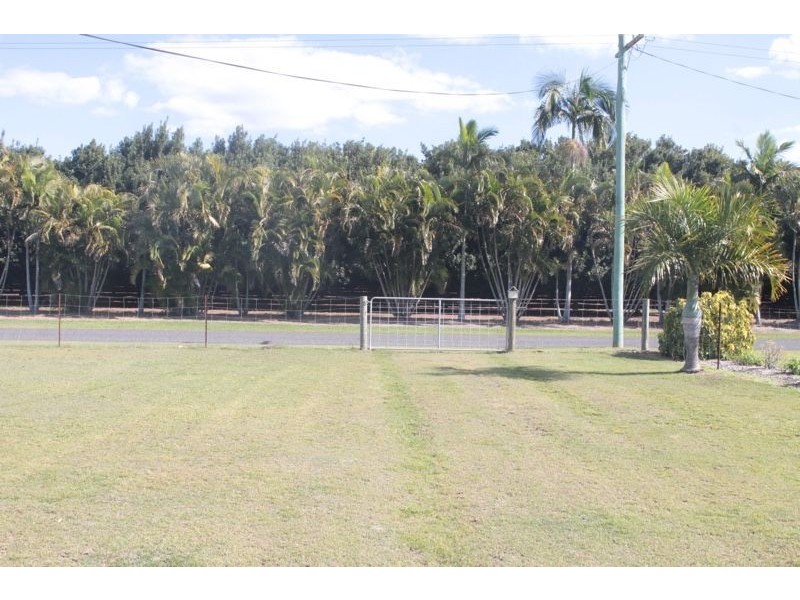 33 Baffle Estate Rd, Winfield QLD 4670