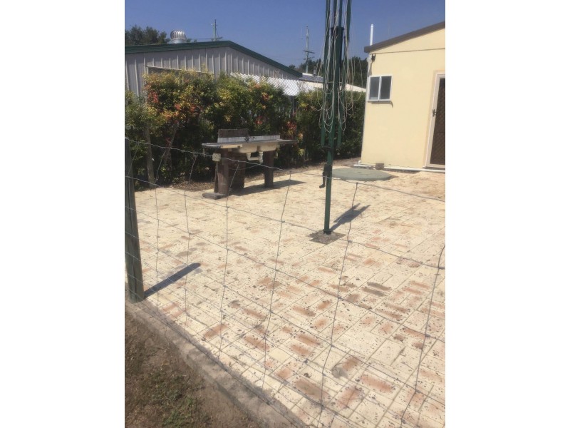 33 Baffle Estate Rd, Winfield QLD 4670